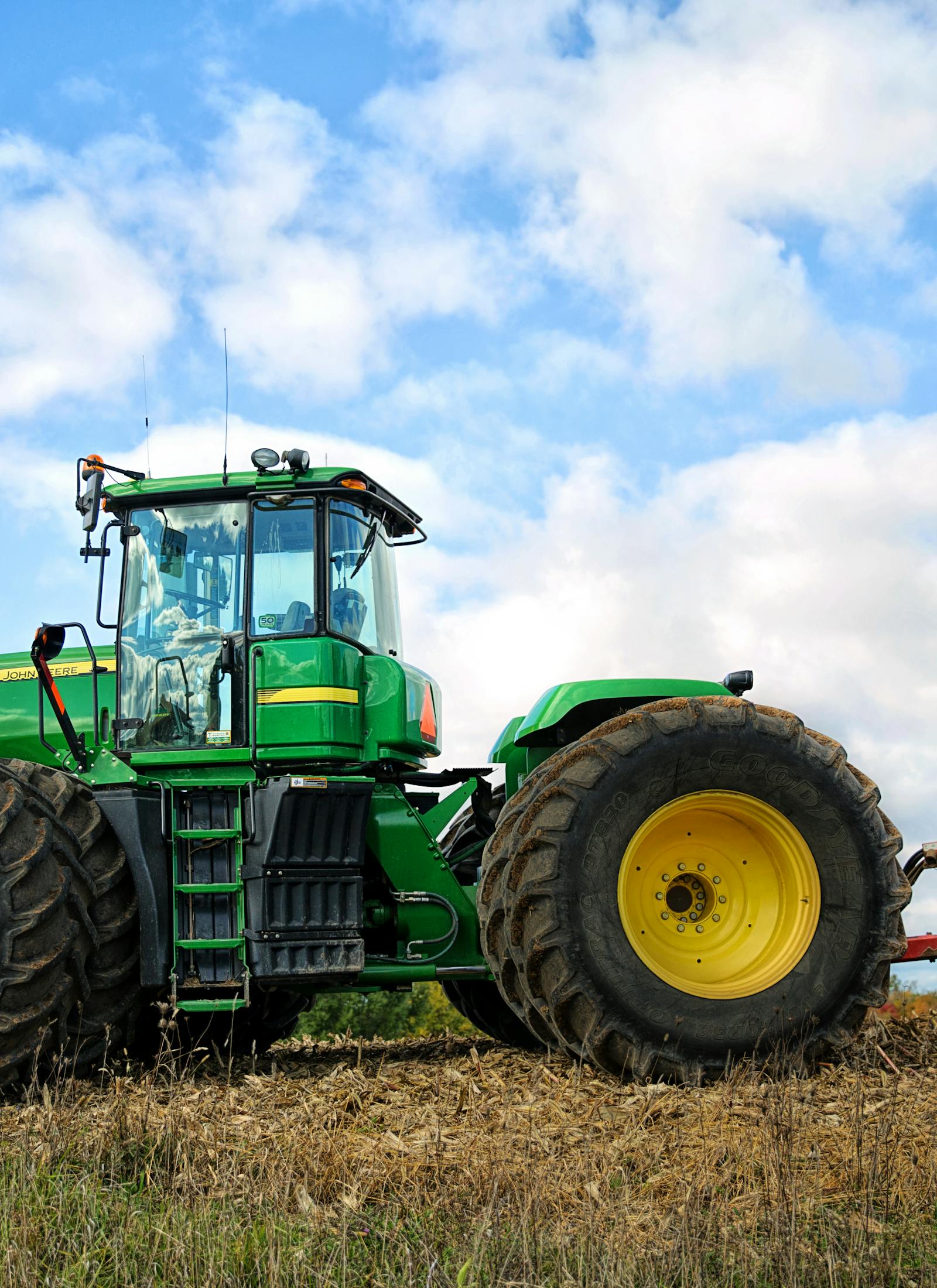 John Deere trekker